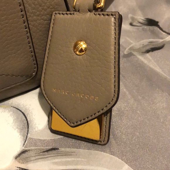 Marc Jacobs Leather Bag - Picture 5 of 8